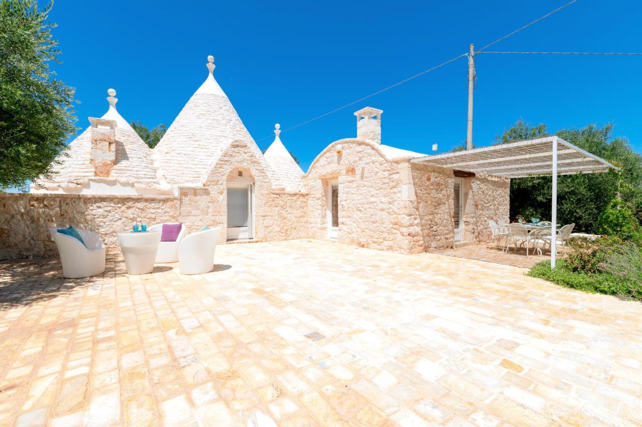 Trullo Zese Con Piscina Privata Villa San Michele Salentino Exterior foto