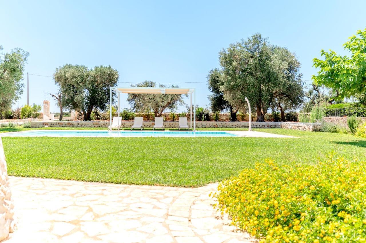 Trullo Zese Con Piscina Privata Villa San Michele Salentino Exterior foto