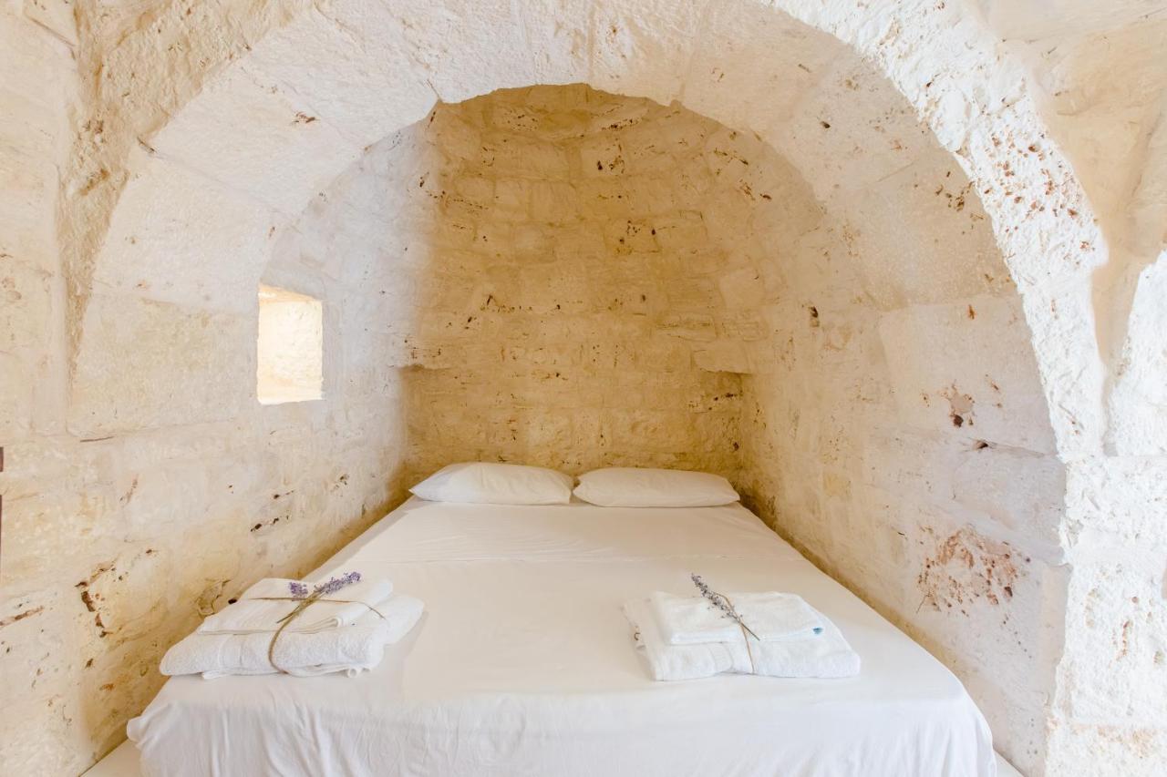 Trullo Zese Con Piscina Privata Villa San Michele Salentino Exterior foto