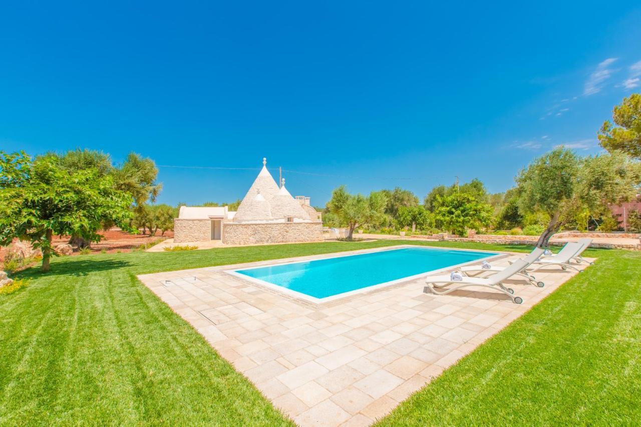 Trullo Zese Con Piscina Privata Villa San Michele Salentino Exterior foto