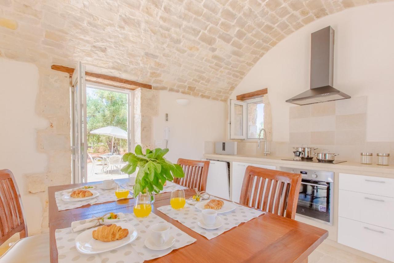 Trullo Zese Con Piscina Privata Villa San Michele Salentino Exterior foto